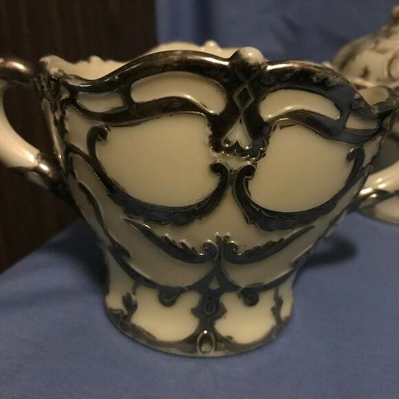 RARE~~4 PC. DIAMOND MAPLE  LEAF CUSTARD GLASS - Picture 3 of 8